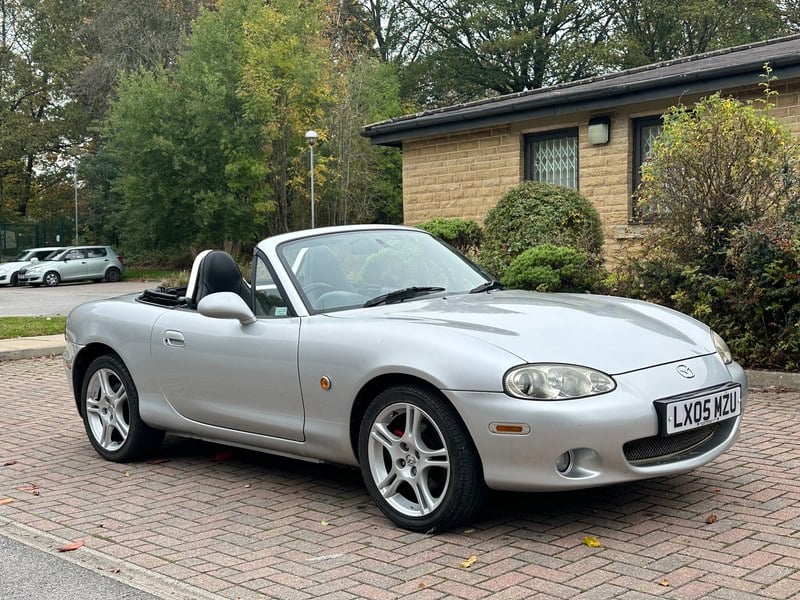 2005 Mazda MX-5 NC