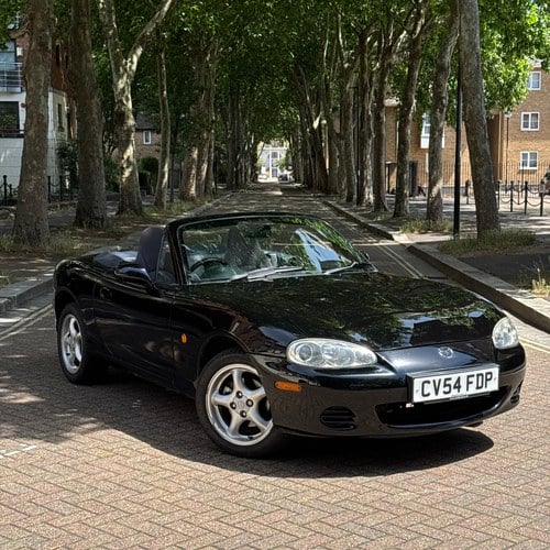 2005 Mazda MX-5 NB