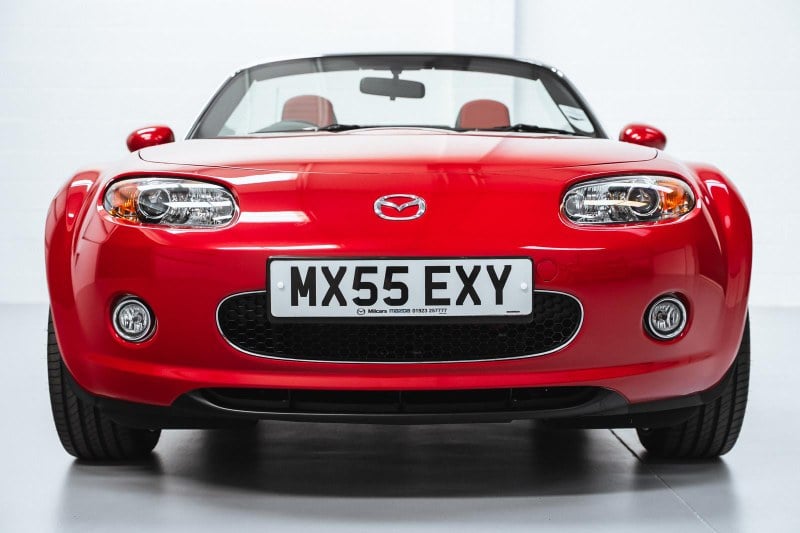 2005 Mazda MX-5 - 1 2005 Mazda MX-5 - 1