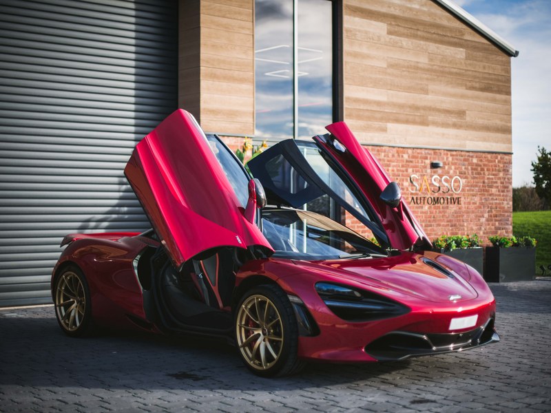 McLaren 720S Coupe (Huge Spec) List Price New £276,671.00