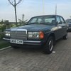 1986 Mercedes W123 230E In vendita