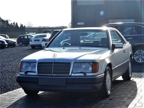 1992 Mercedes-Benz 300 CE W124 Silver Only 25000 miles LHD For Sale