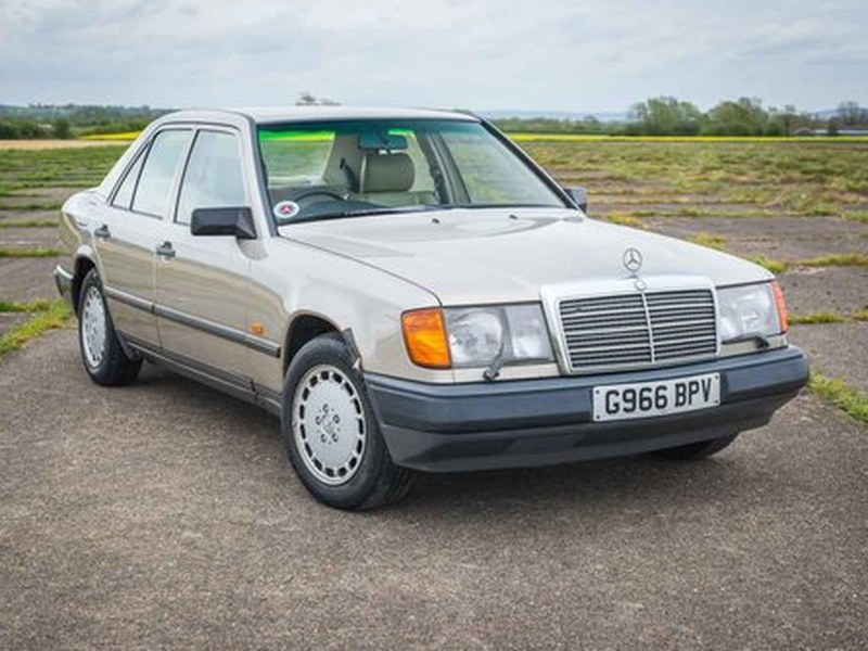 1989 Mercedes W124 300E - Rare Manual Gearbox, MOT