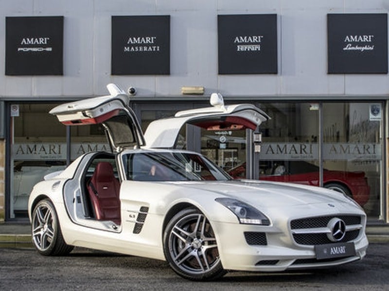 2011 11 Mercedes-Benz SLS AMG 'GullWing'