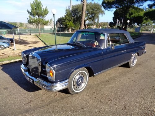 1962 Mercedes - Benz 220 SE Cabriolet - In Great Condition For Sale