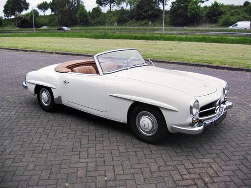 1962 Mercedes- Benz 190 SL  € 89.900 SOLD