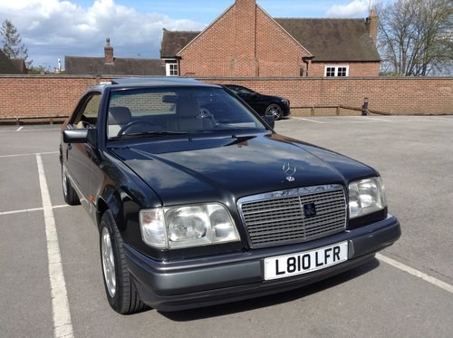 1993 MERCEDES E220 COUPE W124  -REDUCED FOR EARLY SALE In vendita