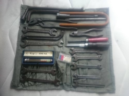 Mercedes tool kit w121 190 sl For Sale