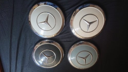 Mercedes chrome hubcaps wheel trims 190 sl 300 sl For Sale