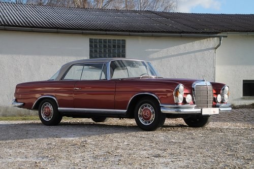 1969 Mercedes Benz 280 SE Coupe W111 / 1. owner!! For Sale
