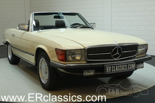 Mercedes-Benz 380 SL 1984 in very good condition For Sale