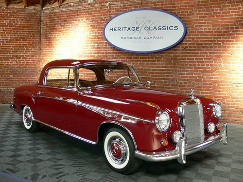 1960 Mercedes-Benz 220SE SOLD