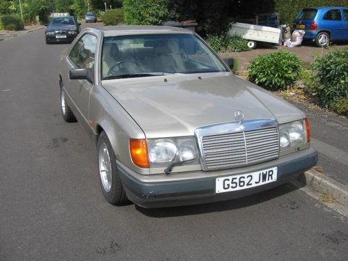 1989 Mercedes 300 CE pillarless coupe In vendita