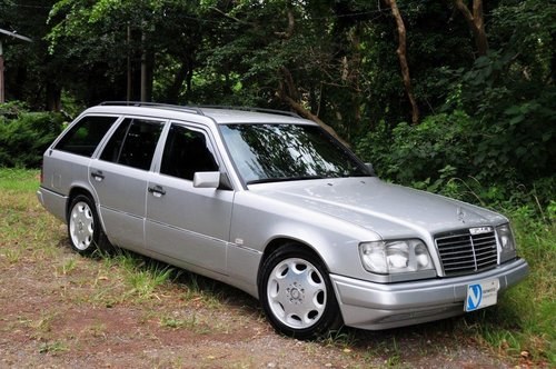 1995 Mercedes-Benz E320 Estate 82,825 miles from new For Sale