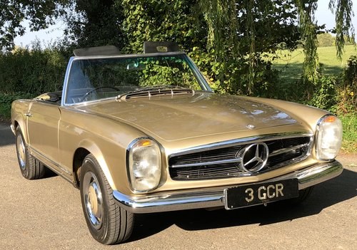 1966 MERCEDES 230 SL PAGODA 1 owner from new  In vendita
