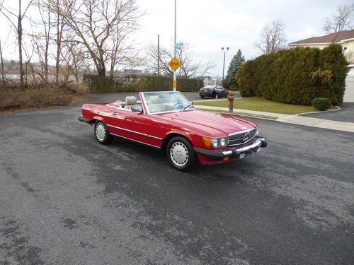 1987 Mercedes 560SL One Owner Extremely Presentable = For Sale