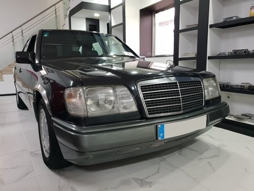 Mercedes-Benz 300E-24 - 1990 For Sale