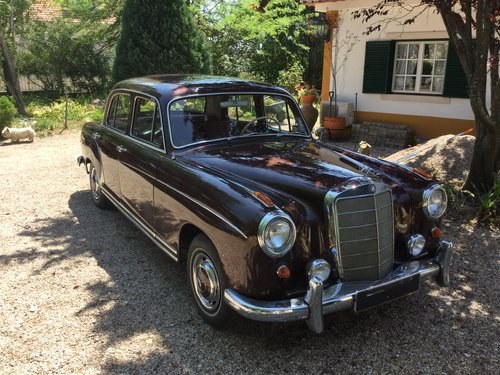 1959 Mercedes 220S Ponton, LHD, fully restored For Sale