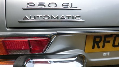 Immaculate 250 SL Pagoda for sale