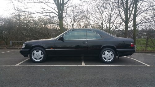 1989 Mercedes benz e300 coupe stunning For Sale
