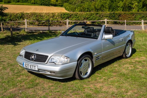 Exceptional 1996 Mercedes SL320 Panoramic Roof - 49000 miles SOLD