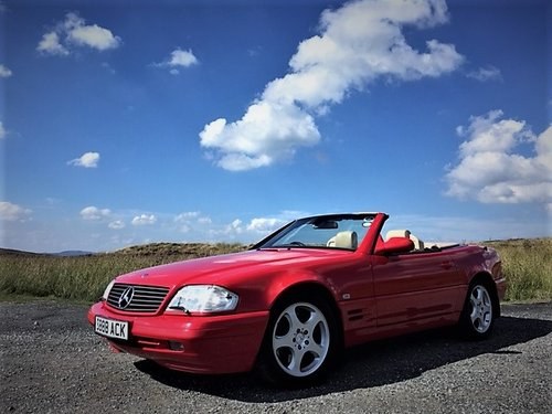 1999 Low mileage pampered SL280 r129. FSH, rare red! For Sale