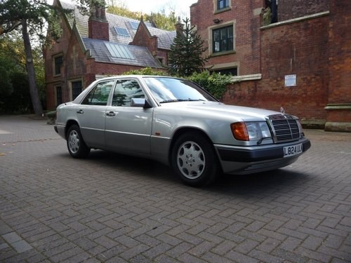 1993 Beautiful mercedes 320e 1 private owner with f.s.h For Sale