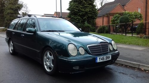 2001 Mercedes e430 estate In vendita