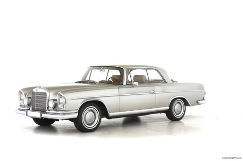 1967 Superb Mercedes 300SE  In vendita