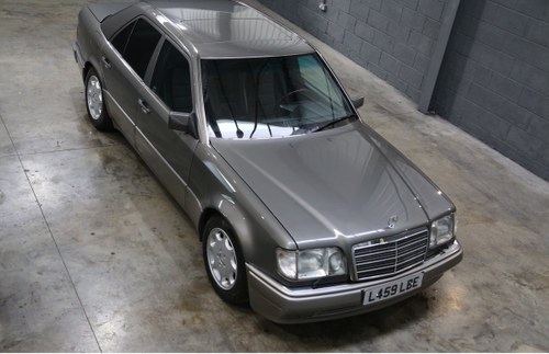 Mercedes-Benz W124 E500 1993 (Facelift Model!) VENDUTO
