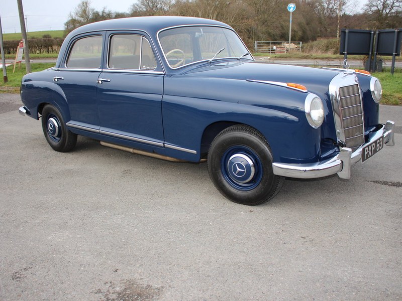 MERCEDES 219 PONTON FOR DOOR SIX CYLINDER 1959