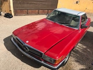 1980 NOW SELLING ITS PARTS W107 380SL In vendita