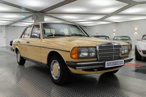 1984 Mercedes 230 E (W123) *9 march* RETRO CLASSICS Zu verkaufen durch Auktion