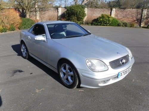 **REMAINS AVAILABLE** 2000 Mercedes SLK320 For Sale by Auction