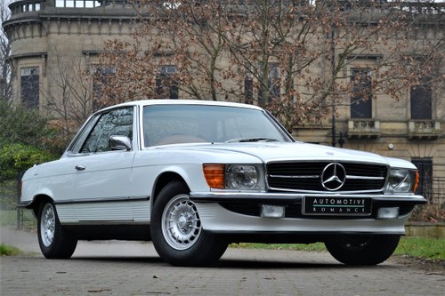 C107 1973 Mercedes-Benz 350SLC SOLD