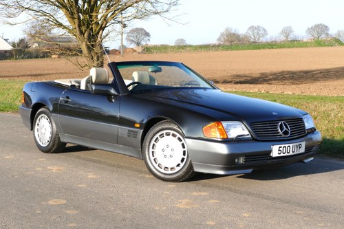 1991 (H) Mercedes 500SL-32 Automatic with just 45,494 miles In vendita