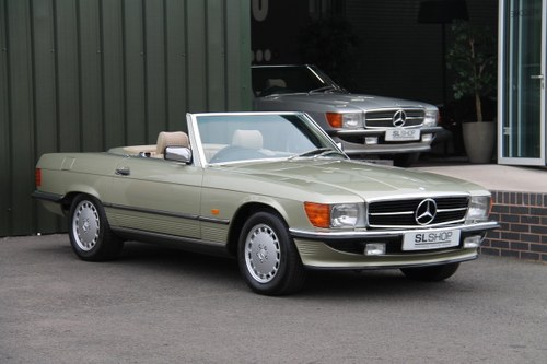 1986 | Mercedes Benz R107 420 SL | STOCK #2098 In vendita