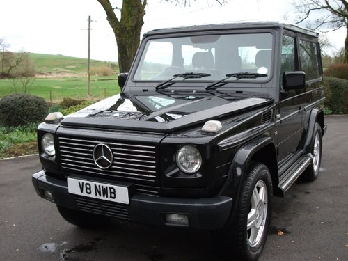 EXTREMELY RARE! Original Unspoilt Mercedes-Benz G500 SWB RHD For Sale