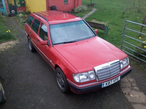 1992 mercedes w124 230 te estate a great car For Sale