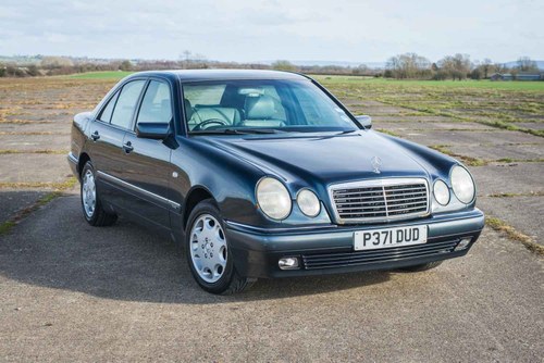 1996 Mercedes-Benz W210 E320 - 49K Miles - FSH - High Spec VENDU