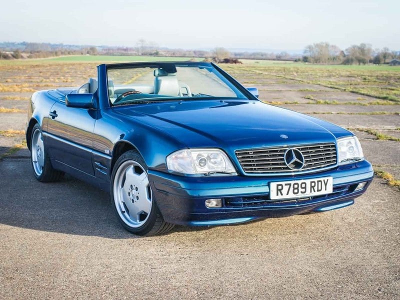 Mercedes-Benz SL500 Special Edition - FSH - Panoramic Roof