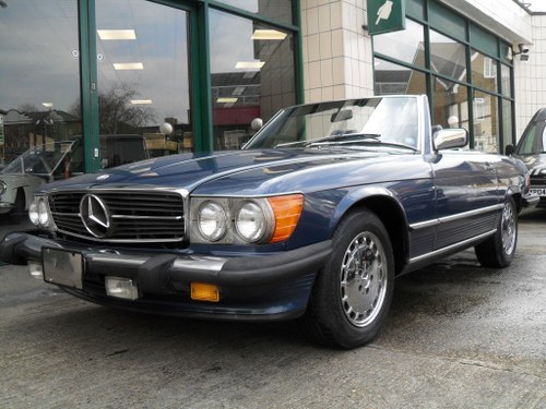 1987 Mercedes 560 SL  For Sale