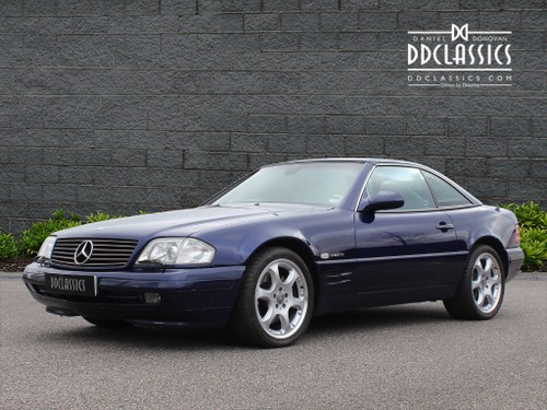 2001 Mercedes Benz SL320 Limited Edition (RHD) For Sale in London For Sale