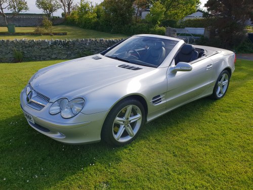 2004 Beautiful example of the 500 sl For Sale