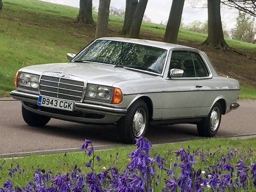 1985 Mercedes Benz 280CE (W123) Automatic Silver For Sale