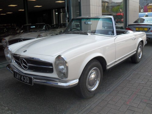 1966 Mercedes Benz 230SL Pagoda ,just 24,000 miles showing For Sale