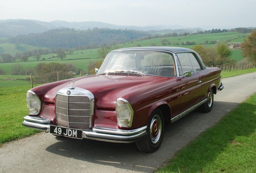 1964 Mercedes-Benz 220 SEb fixedhead coupé W111/112  For Sale by Auction