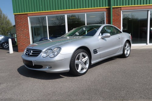 2003 Beautiful Mercedes SL500 V8 Auto With Low Mileage  SOLD
