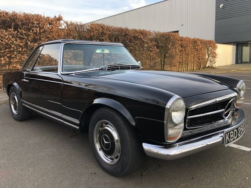1965 Mercedes Benz 230SL Pagoda 4 speed manual For Sale