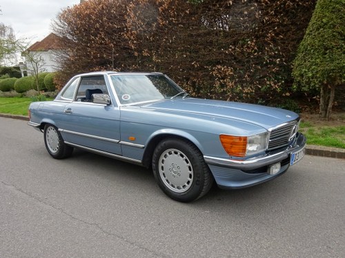 1986 MERCEDES-BENZ 300SL (R107) 27,000 miles only SOLD